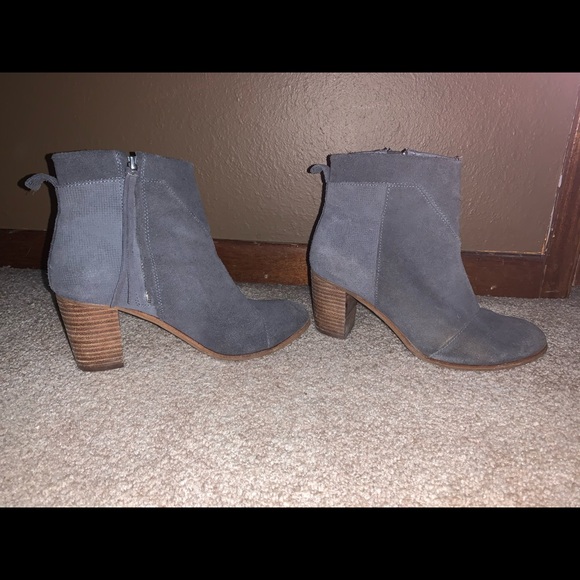 SUPER CUTE TOMS BOOTIES - Picture 1 of 4